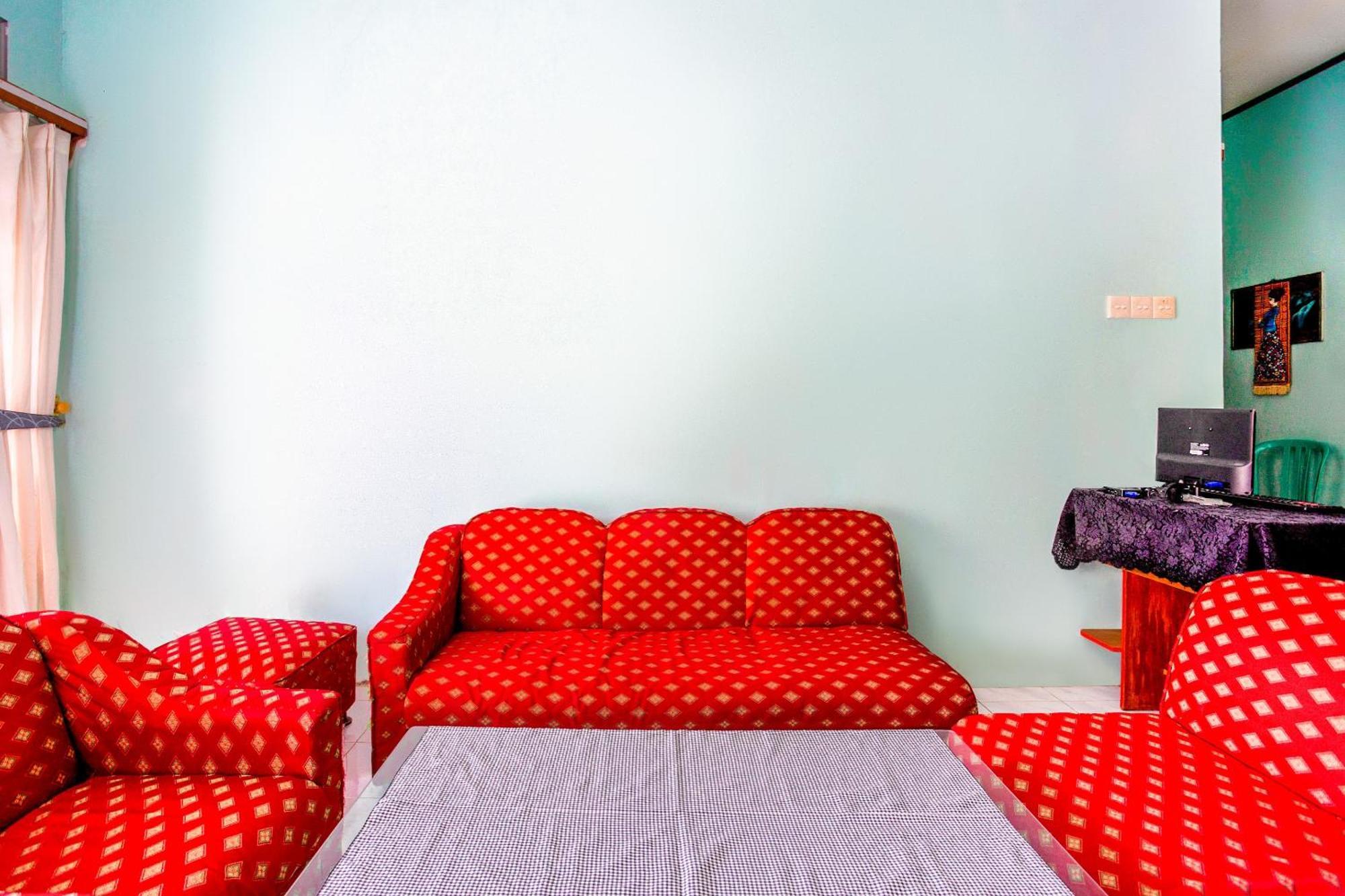 Oyo 2903 Putri Residence Syariah Bukittinggi Zewnętrze zdjęcie