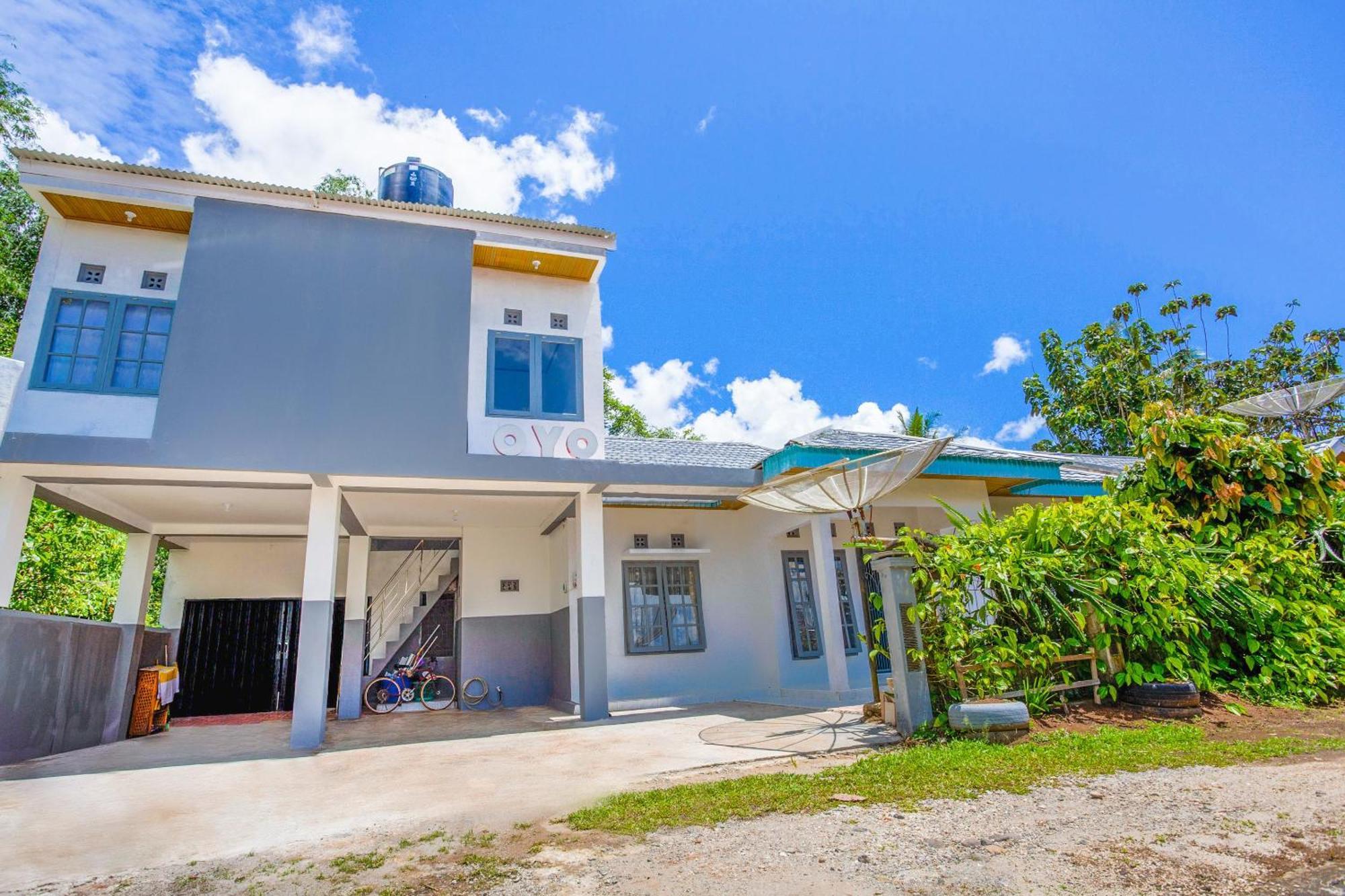 Oyo 2903 Putri Residence Syariah Bukittinggi Zewnętrze zdjęcie