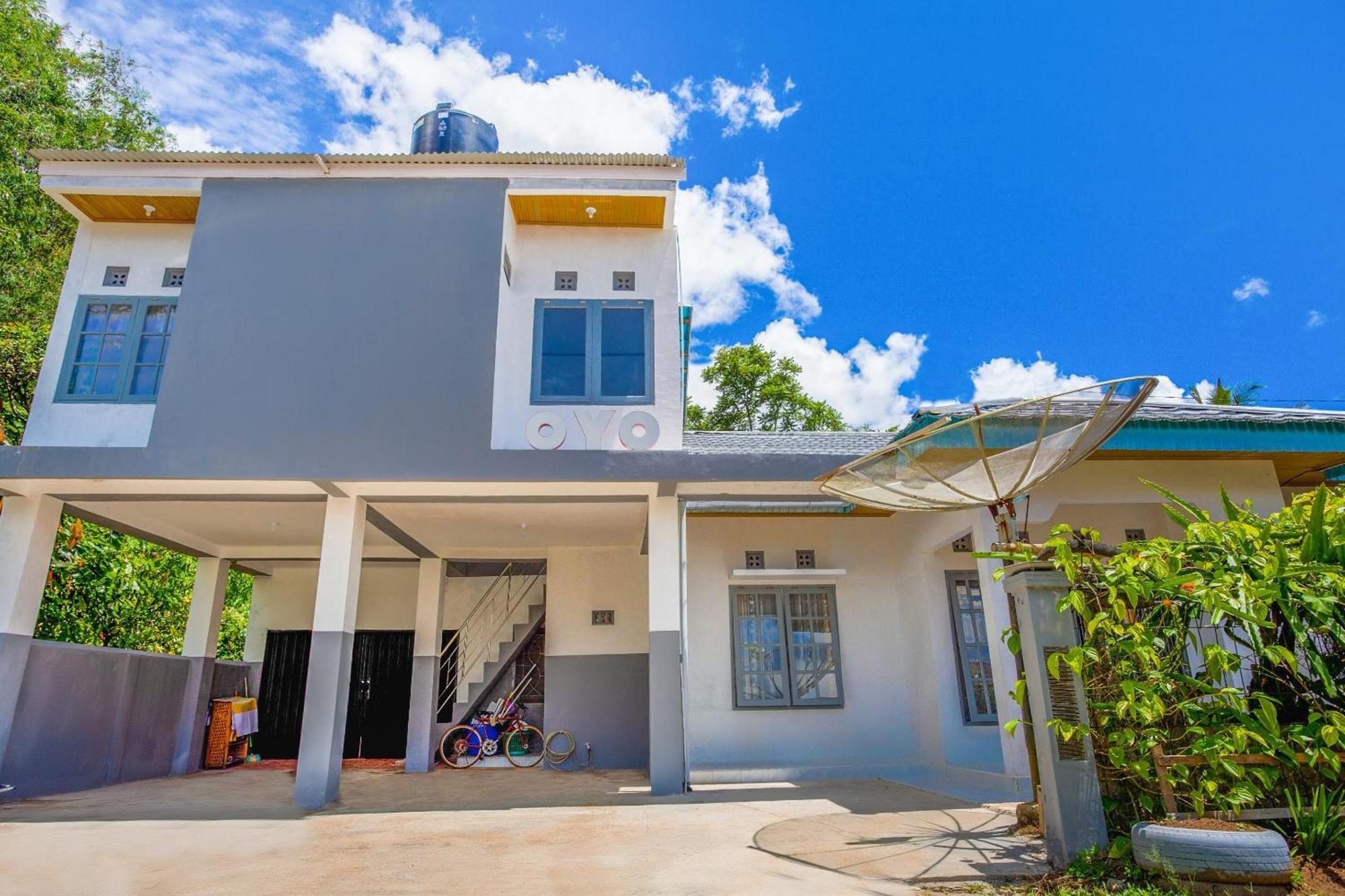 Oyo 2903 Putri Residence Syariah Bukittinggi Zewnętrze zdjęcie